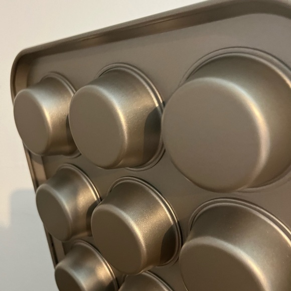 Cupcake bake sheet - Picture 2 of 3